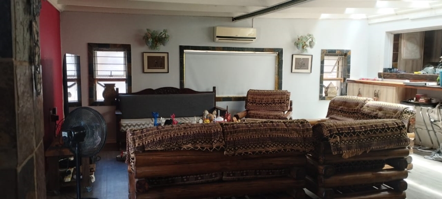 4 Bedroom Property for Sale in Noorsekloof Eastern Cape